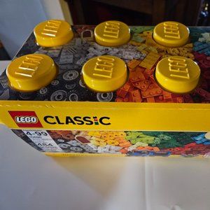 LEGO Classic Medium Creative Brick Box 10696 Building Toy Set Featuring Storage